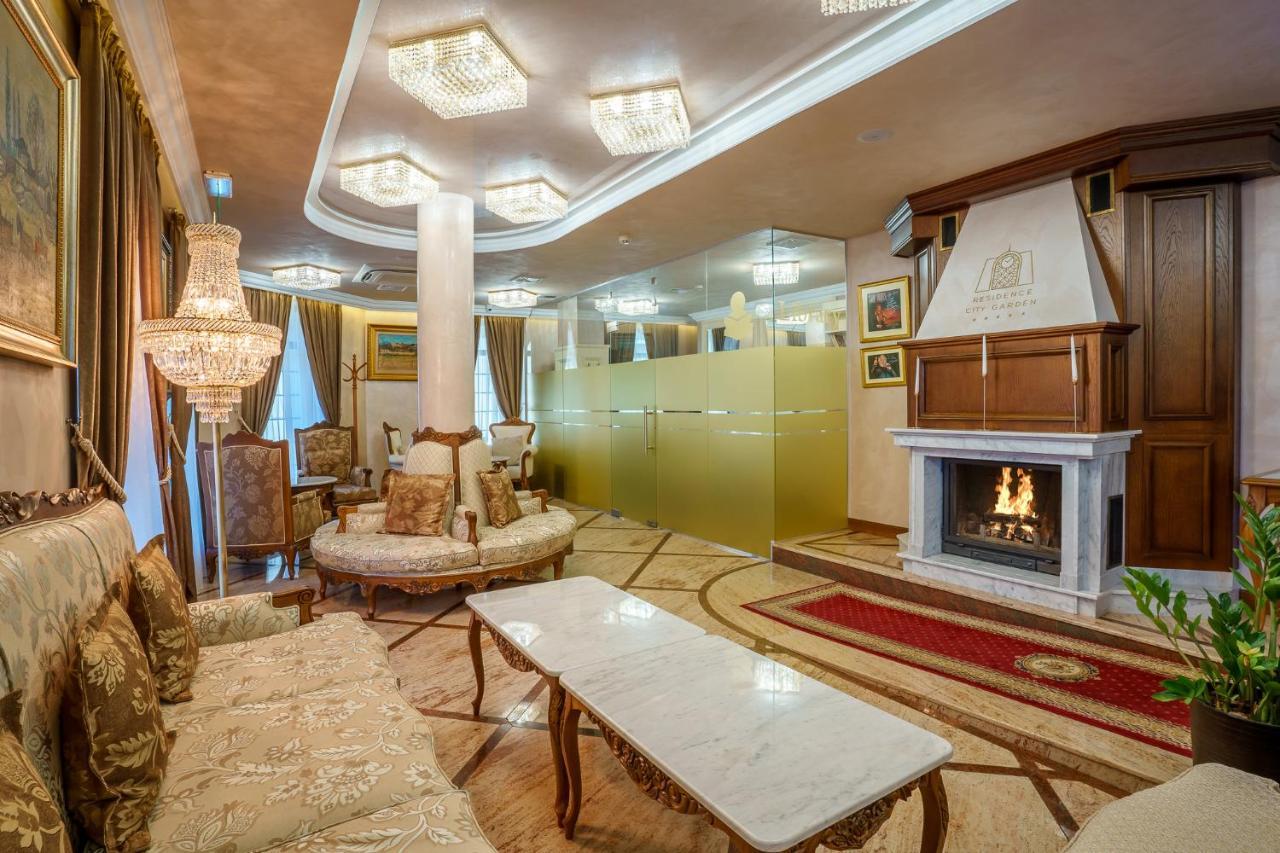 Residence City Garden - Certificate Of Excellence Top 10 Best Five-Stars City Hotels For 2024 Awarded By Htif Plovdiv Exteriör bild