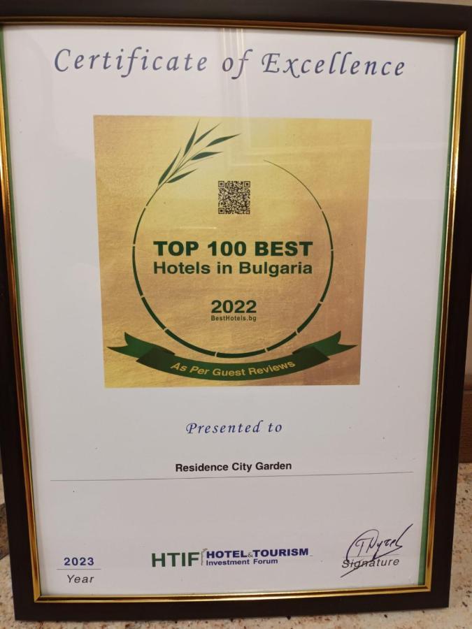 Residence City Garden - Certificate Of Excellence Top 10 Best Five-Stars City Hotels For 2024 Awarded By Htif Plovdiv Exteriör bild
