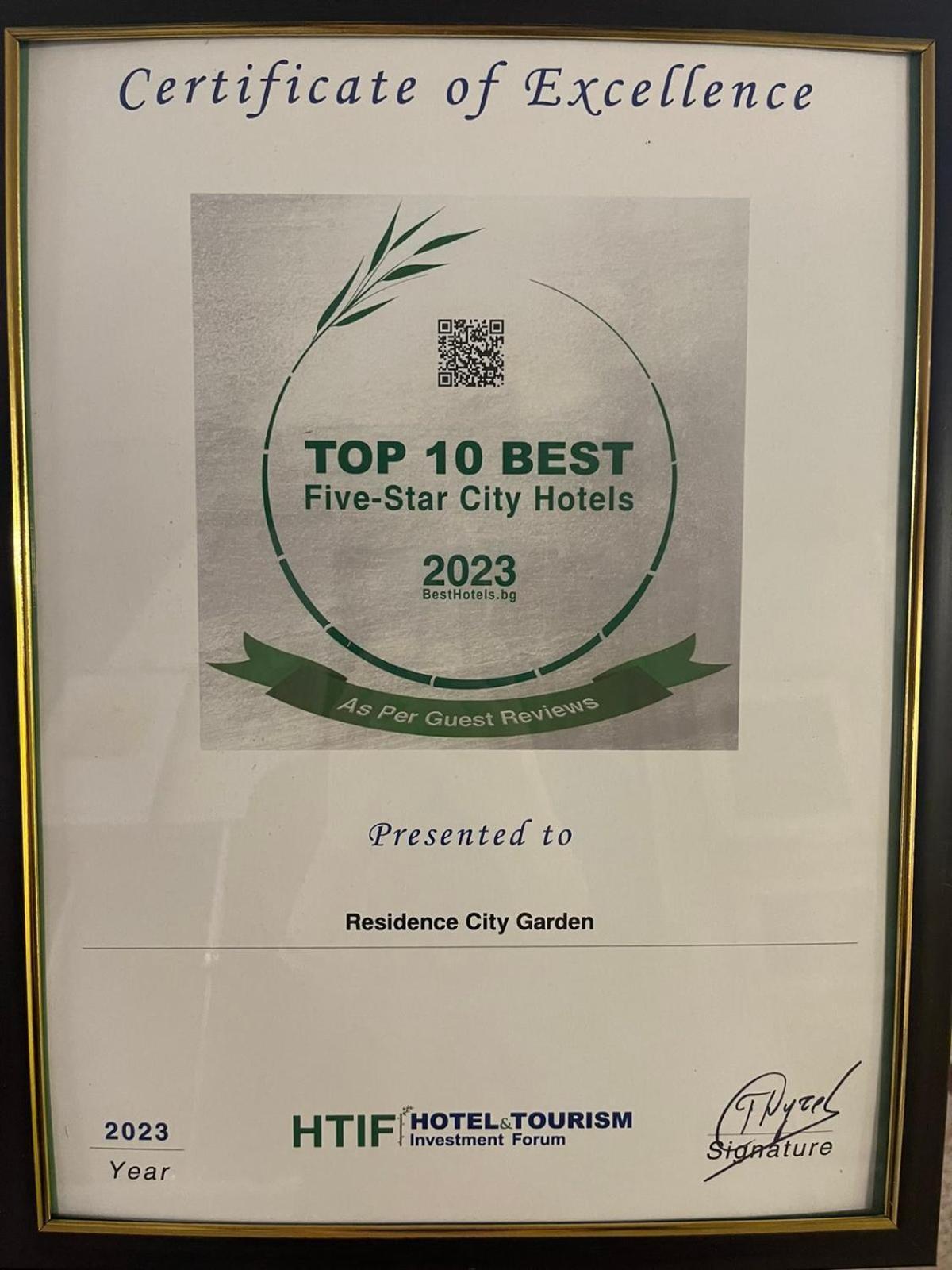 Residence City Garden - Certificate Of Excellence Top 10 Best Five-Stars City Hotels For 2024 Awarded By Htif Plovdiv Exteriör bild