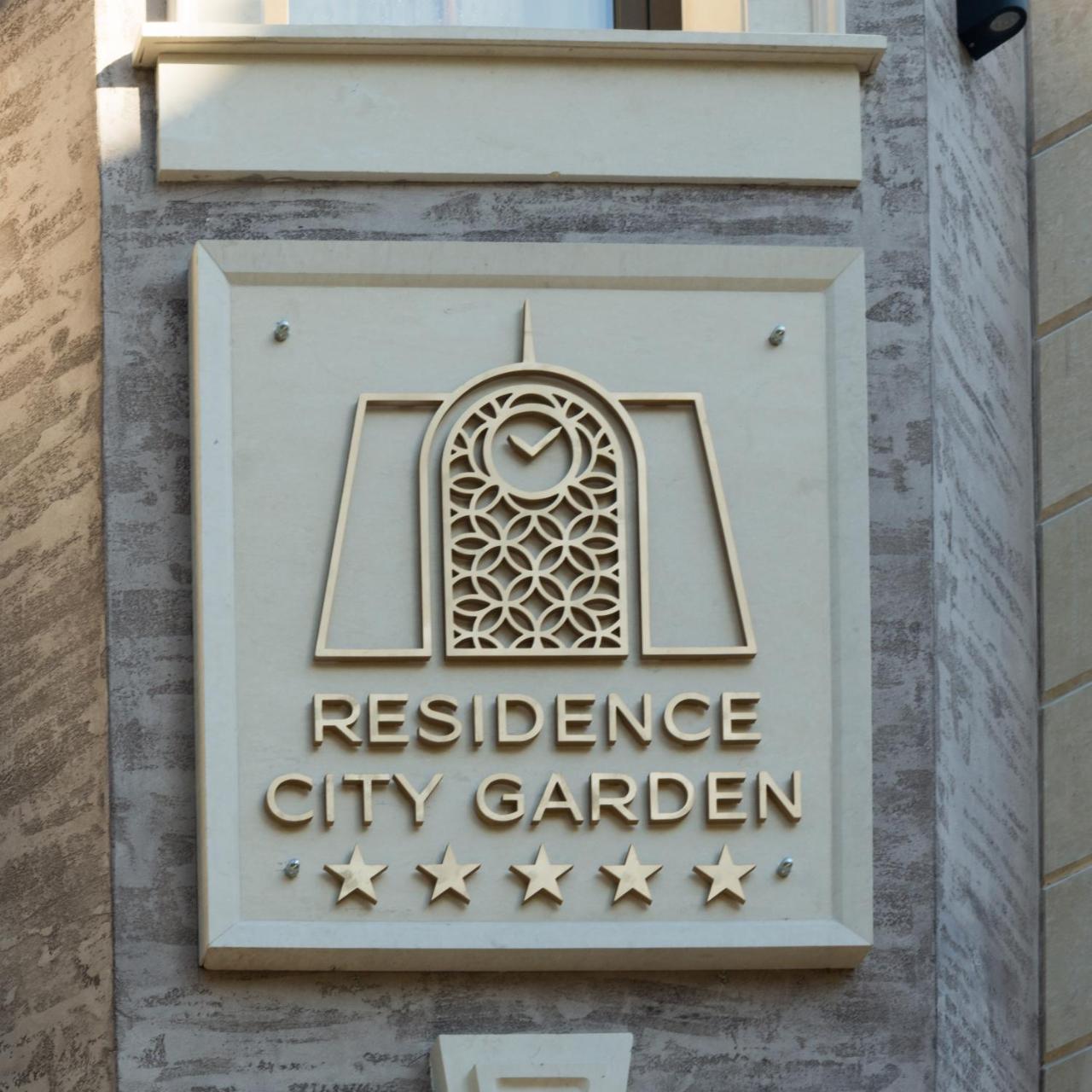 Residence City Garden - Certificate Of Excellence Top 10 Best Five-Stars City Hotels For 2024 Awarded By Htif Plovdiv Exteriör bild