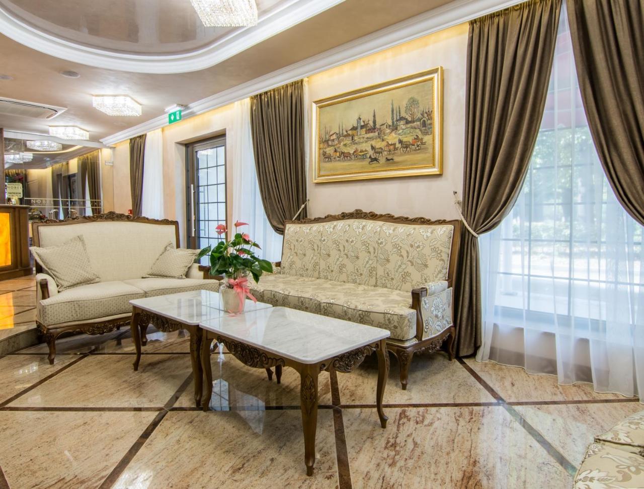 Residence City Garden - Certificate Of Excellence Top 10 Best Five-Stars City Hotels For 2024 Awarded By Htif Plovdiv Exteriör bild
