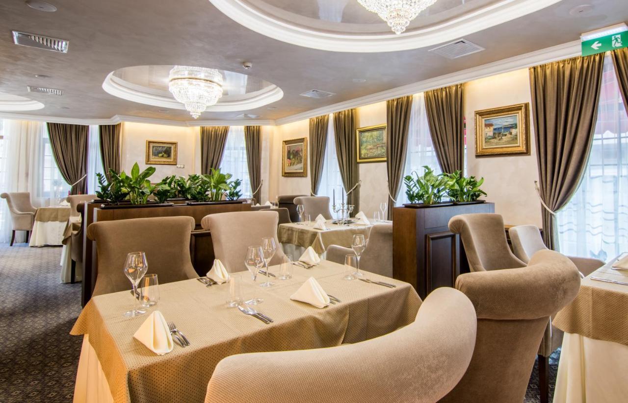 Residence City Garden - Certificate Of Excellence Top 10 Best Five-Stars City Hotels For 2024 Awarded By Htif Plovdiv Exteriör bild
